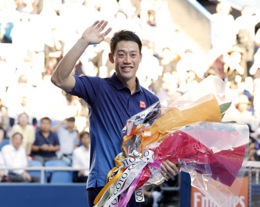 Tennis: Nishikori s final match Japan s former world No. 4 Kei Nishikori leaves the court while waving to the crowd, after losing in the first round of the final tournament of his tennis career at the Japan Open at Ariake Tennis Park in Tokyo on Oct. 1, 2026. The 36-year-old Nishikori, the first Asian male player to reach a Grand Slam singles final at the 2014 U.S. Open, announced in April 2026 that he would retire at the end of the current season.  A14AA0005629614P