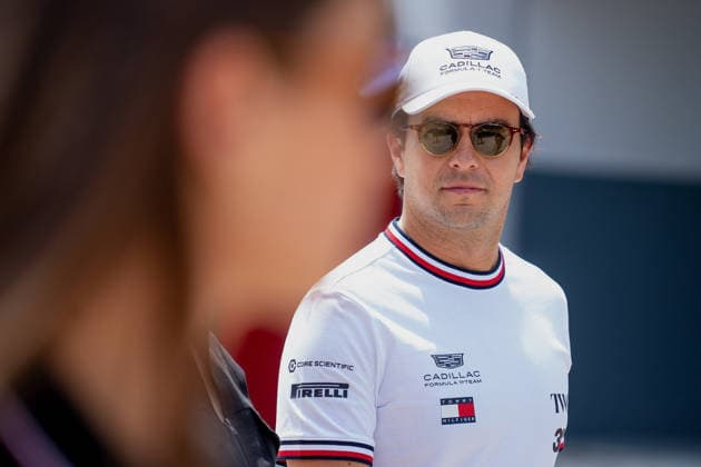 F1 2026: (Paddock) Bahrain Grand Prix in Malaysia, Kuala Lumpur 01 Oct 2026 Sergio Perez (MEX) (Cadillac F1 Team) in the paddock of the Formula 1 Bahrain Grand Prix In Malaysia 2026 at the Sepang International Circuit. Kuala Lumpur Malaysia Copyright: xLucaxMartinix xSOPAxImagesx Luca-Martini-1455295