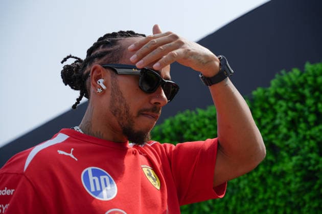 F1 2026: (Paddock) Bahrain Grand Prix in Malaysia, Kuala Lumpur 01 Oct 2026 Lewis Hamilton (GBR) (Scuderia Ferrari HP) in the paddock of the Formula 1 Bahrain Grand Prix In Malaysia 2026 at the Sepang International Circuit. Kuala Lumpur Malaysia Copyright: xLucaxMartinix xSOPAxImagesx Luca-Martini-1455297