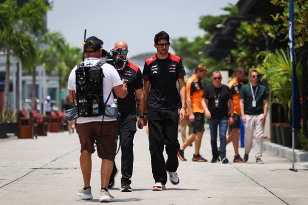 F1 - BAHRAIN GRAND PRIX IN MALAYSIA 2026 OCON Esteban (fra), TGR Haas F1 Team VF-26, portrait during the 2026 Formula 1 Bahrain Grand Prix in Malaysia, 16th round of the 2026 Formula One World Championship, WM, Weltmeisterschaft from October 2 to 4, 2026 on the Sepang International Circuit, in Sepang, Malaysia - SepangMalaysia  Copyright: xANTONINxVINCENTx