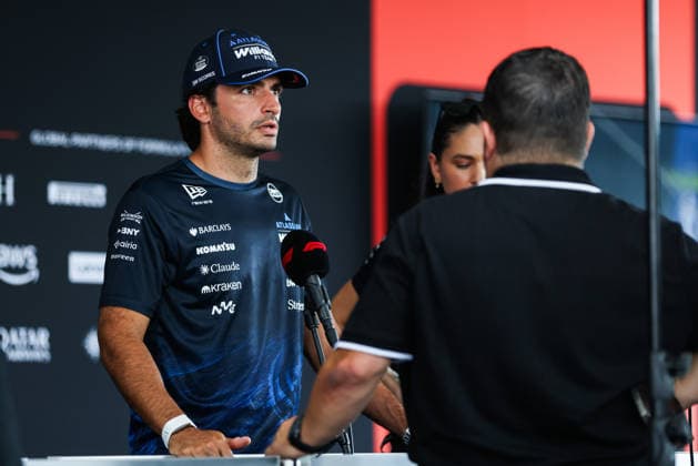 F1 - BAHRAIN GRAND PRIX IN MALAYSIA 2026 SAINZ Carlos (spa), Williams F1 Team FW48, portrait during the 2026 Formula 1 Bahrain Grand Prix in Malaysia, 16th round of the 2026 Formula One World Championship, WM, Weltmeisterschaft from October 2 to 4, 2026 on the Sepang International Circuit, in Sepang, Malaysia - SepangMalaysia  Copyright: xANTONINxVINCENTx
