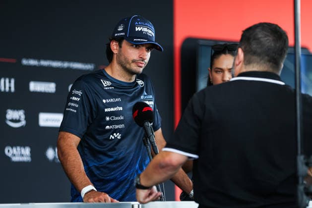 F1 - BAHRAIN GRAND PRIX IN MALAYSIA 2026 SAINZ Carlos (spa), Williams F1 Team FW48, portrait during the 2026 Formula 1 Bahrain Grand Prix in Malaysia, 16th round of the 2026 Formula One World Championship, WM, Weltmeisterschaft from October 2 to 4, 2026 on the Sepang International Circuit, in Sepang, Malaysia - SepangMalaysia  Copyright: xANTONINxVINCENTx