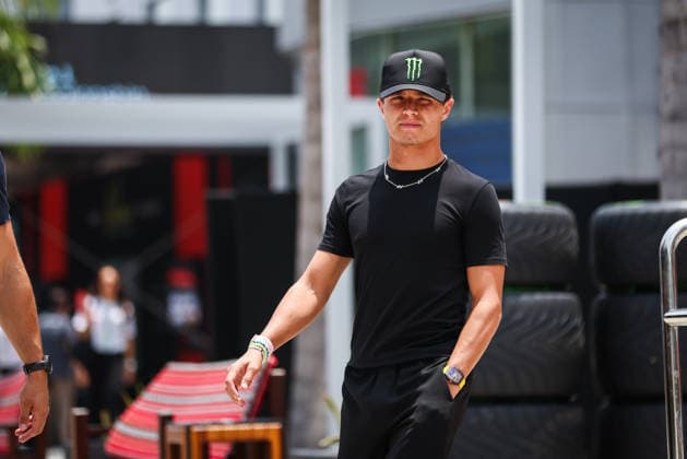 F1 - BAHRAIN GRAND PRIX IN MALAYSIA 2026 NORRIS Lando (gbr), McLaren F1 Team MCL40, portrait during the 2026 Formula 1 Bahrain Grand Prix in Malaysia, 16th round of the 2026 Formula One World Championship, WM, Weltmeisterschaft from October 2 to 4, 2026 on the Sepang International Circuit, in Sepang, Malaysia - SepangMalaysia Copyright: xANTONINxVINCENTx