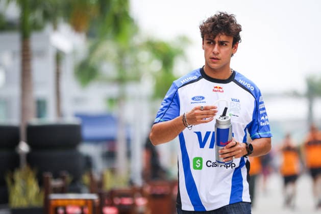 F1 - BAHRAIN GRAND PRIX IN MALAYSIA 2026 LINDBLAD Arvid (gbr), Visa Cash App RB F1 Team VCARB03, portrait during the 2026 Formula 1 Bahrain Grand Prix in Malaysia, 16th round of the 2026 Formula One World Championship, WM, Weltmeisterschaft from October 2 to 4, 2026 on the Sepang International Circuit, in Sepang, Malaysia - SepangMalaysia  Copyright: xANTONINxVINCENTx