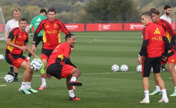 Belgium s Youri Tielemans fight for the ball during a training session of the Red Devils, the Belgian national soccer team, at the national training center in Tubize, Thursday 1 October 2026. The team is preparing for their game against Turkey on Friday, their third game in the UEFA Nations League competition. VIRGINIExLEFOUR  x188427911x