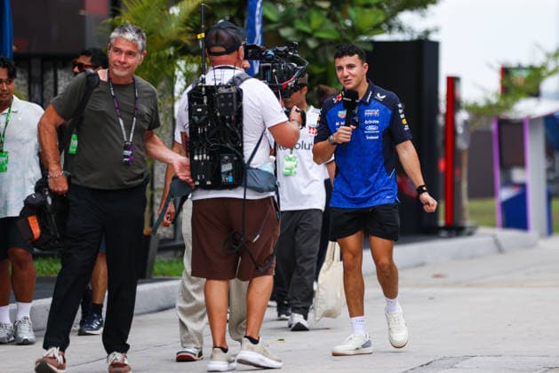 F1 - BAHRAIN GRAND PRIX IN MALAYSIA 2026 HADJAR Isack (fra), Red Bull Racing Ford RB22, portrait during the 2026 Formula 1 Bahrain Grand Prix in Malaysia, 16th round of the 2026 Formula One World Championship, WM, Weltmeisterschaft from October 2 to 4, 2026 on the Sepang International Circuit, in Sepang, Malaysia - SepangMalaysia  Copyright: xANTONINxVINCENTx