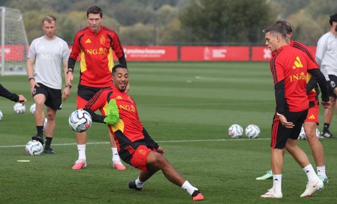 Belgium s Youri Tielemans fight for the ball during a training session of the Red Devils, the Belgian national soccer team, at the national training center in Tubize, Thursday 1 October 2026. The team is preparing for their game against Turkey on Friday, their third game in the UEFA Nations League competition. VIRGINIExLEFOUR  x188427908x