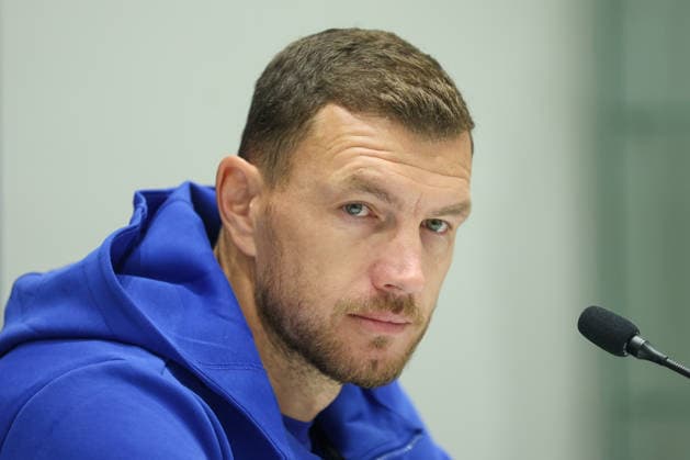 Bosnia press: UEFA Nations League Edin Dzeko of Bosnia and Herzegovina speaks on a press conference, PK, Pressekonferenz on October 01, 2026 in Sarajevo, Bosnia and Herzegovina. Edin Dzeko will end his international career with 152 appearances for Bosnia and Herzegovina after tomorrow s match against Sweden.  ArminxDurgut PIXSELL
