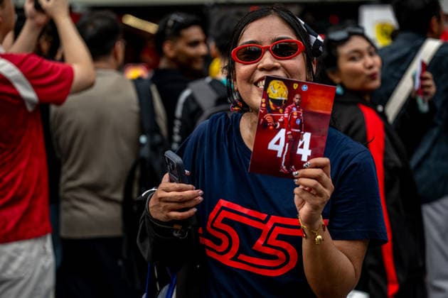 SEPANG, MALAYSIA: F1 Fans, F1 fans, at the 2026 Formula 1 Bahrain Grand Prix at the Sepang International Circuit in Sepang, Malaysia.