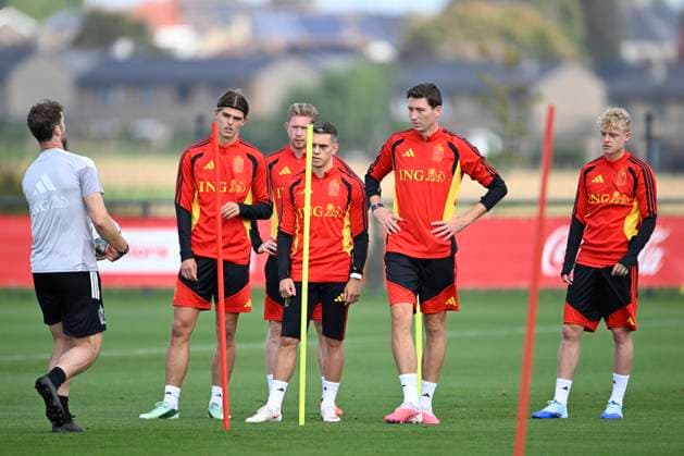 Belgium v Turkey - UEFA Nations League 2026 Media Activities 01 10 2026 TUBIZE, BELGIUM - OCTOBER 01 : De Ketelaere Charles midfielder of Belgium, De Bruyne Kevin forward of Belgium, Trossard Leandro forward of Belgium, Vanaken Hans midfielder of Belgium and Seys Joaquin defender of Belgium pictured during a training session ahead of the UEFA Nations League tournament league phase matchday 3 group A1 match between Belgium and Turkey on October 1, 2026 in Tubize, Belgium, 01 10 2026 Tubize Belgium  Copyright: xNicoxVereeckenx
