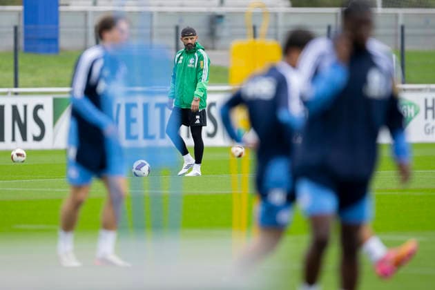October 1, 2026, Soccer, FC Schalke 04 practice, Coach Miron Muslic, FC Schalke 04, Gelsenkirchen, FC Schalke 04 training facility, North Rhine-Westphalia, Germany, xRHR, PHOTO YYx Copyright: RHR-FOTOx RHR-FOTO YY