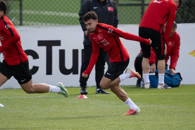 Turkiye complete preparations for UEFA Nations League match against Belgium ISTANBUL, TURKIYE - OCTOBER 1: Turkish national football players take part in the last training session for their third UEFA Nations League Group A match against Belgium, in Istanbul, Turkiye on October 1, 2026. Celal Gunes Anadolu Istanbul Turkey. Editorial use only. Please get in touch for any other usage.  Copyright: x2026xAnadoluxCelalxGunesx