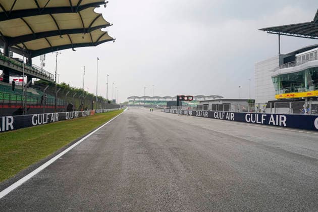 FORMULA 1 BAHRAIN GRAND PRIX IN MALAYSIA 2026 General view of the Main Straight during the Formula 1 Gulf Air Bahrain Grand Prix in Malaysia 2026, Round 16 of the 2026 Formula 1 World Championship, WM, Weltmeisterschaft from 2nd - 4th October 2026 at Sepang International Circuit, Sepang, Malaysia. Credit: Robbie Hoad Every Second Media Editorial use only. All images are copyright Every Second Media Limited. No images may be reproduced without prior permission. Copyright: xIMAGO EveryxSecondxMediax ESM-2195-0001 RobbiexHoadx xEveryxSecondxMediax