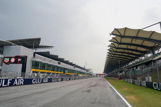 FORMULA 1 BAHRAIN GRAND PRIX IN MALAYSIA 2026 General view of the Main Straight during the Formula 1 Gulf Air Bahrain Grand Prix in Malaysia 2026, Round 16 of the 2026 Formula 1 World Championship, WM, Weltmeisterschaft from 2nd - 4th October 2026 at Sepang International Circuit, Sepang, Malaysia. Credit: Robbie Hoad Every Second Media Editorial use only. All images are copyright Every Second Media Limited. No images may be reproduced without prior permission. Copyright: xIMAGO EveryxSecondxMediax ESM-2195-0002 RobbiexHoadx xEveryxSecondxMediax