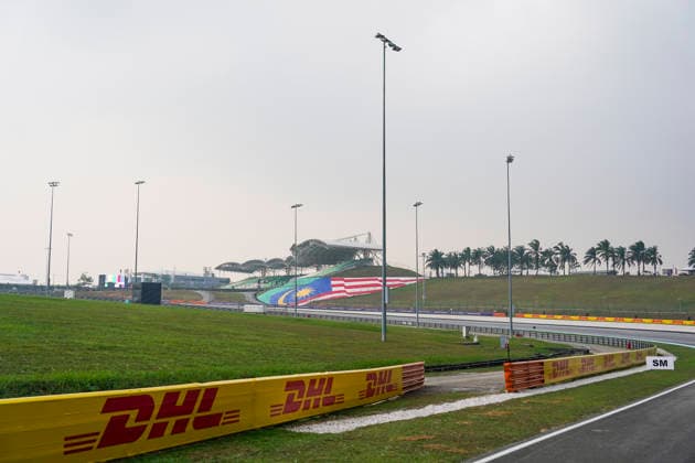FORMULA 1 BAHRAIN GRAND PRIX IN MALAYSIA 2026 General view of the Malaysian Flag on the side of the circuit during the Formula 1 Gulf Air Bahrain Grand Prix in Malaysia 2026, Round 16 of the 2026 Formula 1 World Championship, WM, Weltmeisterschaft from 2nd - 4th October 2026 at Sepang International Circuit, Sepang, Malaysia. Credit: Robbie Hoad Every Second Media Editorial use only. All images are copyright Every Second Media Limited. No images may be reproduced without prior permission. Copyright: xIMAGO EveryxSecondxMediax ESM-2195-0010 RobbiexHoadx xEveryxSecondxMediax