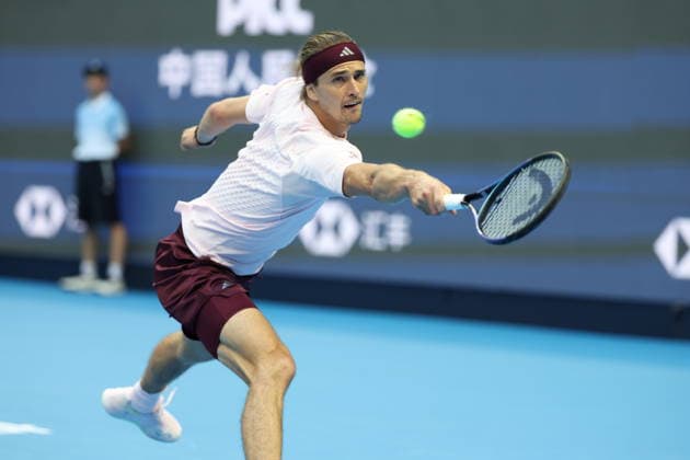 (261001) -- BEIJING, Oct. 1, 2026 -- Alexander Zverev hits a return during the men s singles first round match between Alexander Zverev of Germany and Cameron Norrie of Britain at 2026 China Open tennis tournament in Beijing, China, Oct. 1, 2026. ) (SP)CHINA-BEIJING-TENNIS-CHINA OPEN-MEN S SINGLES(CN) BaixXuefei 