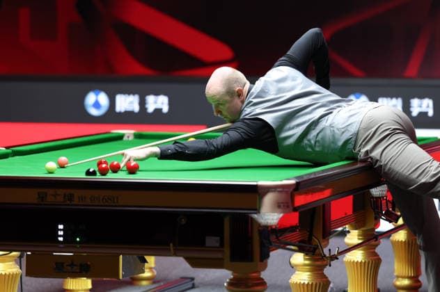 (261001) -- SHENZHEN, Oct. 1, 2026 -- Chris Wakelin competes during the round 4 match between Chris Wakelin of England and Neil Robertson of Australia at World Snooker Tour Shenzhen Open 2026 in Shenzhen, south China s Guangdong Province, Oct. 1, 2026. ) (SP)CHINA-SNOOKER-SHENZHEN OPEN (CN) LuxHanxin 