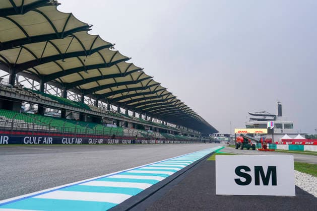 FORMULA 1 BAHRAIN GRAND PRIX IN MALAYSIA 2026 General view of the Main Straight during the Formula 1 Gulf Air Bahrain Grand Prix in Malaysia 2026, Round 16 of the 2026 Formula 1 World Championship, WM, Weltmeisterschaft from 2nd - 4th October 2026 at Sepang International Circuit, Sepang, Malaysia. Credit: Robbie Hoad Every Second Media Editorial use only. All images are copyright Every Second Media Limited. No images may be reproduced without prior permission. Copyright: xIMAGO EveryxSecondxMediax ESM-2195-0016 RobbiexHoadx xEveryxSecondxMediax