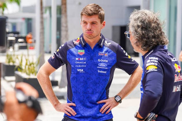 FORMULA 1 BAHRAIN GRAND PRIX IN MALAYSIA 2026 Max Verstappen (NED) 3 Red Bull Racing and Laurent Mekies (Red Bull Racing Team Principal) in conversation during the Formula 1 Gulf Air Bahrain Grand Prix in Malaysia 2026, Round 16 of the 2026 Formula 1 World Championship, WM, Weltmeisterschaft from 2nd - 4th October 2026 at Sepang International Circuit, Sepang, Malaysia. Credit: Robbie Hoad Every Second Media Editorial use only. All images are copyright Every Second Media Limited. No images may be reproduced without prior permission. Copyright: xIMAGO EveryxSecondxMediax ESM-2195-0027 RobbiexHoadx xEveryxSecondxMediax