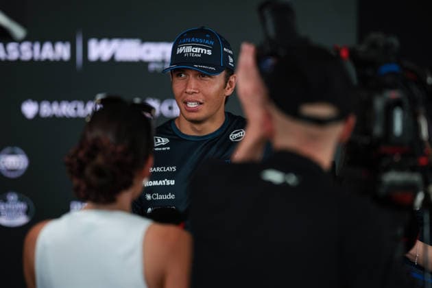 F1 - BAHRAIN GRAND PRIX IN MALAYSIA 2026 ALBON Alexander (tha), Williams F1 Team FW48, portrait during the 2026 Formula 1 Bahrain Grand Prix in Malaysia, 16th round of the 2026 Formula One World Championship, WM, Weltmeisterschaft from October 2 to 4, 2026 on the Sepang International Circuit, in Sepang, Malaysia - SepangMalaysia Copyright: xEricxAlonsox
