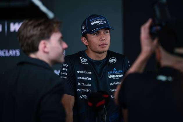 F1 - BAHRAIN GRAND PRIX IN MALAYSIA 2026 ALBON Alexander (tha), Williams F1 Team FW48, portrait during the 2026 Formula 1 Bahrain Grand Prix in Malaysia, 16th round of the 2026 Formula One World Championship, WM, Weltmeisterschaft from October 2 to 4, 2026 on the Sepang International Circuit, in Sepang, Malaysia - SepangMalaysia Copyright: xEricxAlonsox