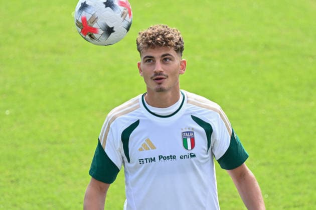 IPA89177738 - Italian player Sebastiano Esposito during TEAM ITALY - TRAINING, a UEFA Nations League soccer match in Florence, Italy, on October 1, 2026  Copyright: xLisaxGuglielmi IPAxSportx xx IPA89177738