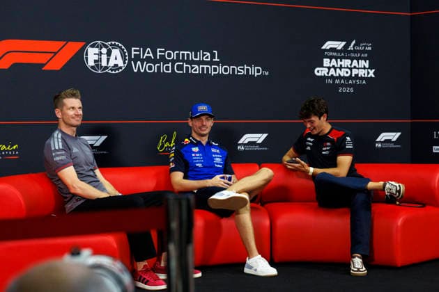 1st October 2026; Sepang IC, Kuala Lumpur, Malaysia; Formula 1, Bahrain Grand Prix, Arrival Day; Audi Revolut F1 Team driver Nico Hulkenberg of Germany, Oracle Red Bull Racing driver Max Verstappen of Netherlands, TGR Haas F1 Team driver Oliver Bearman of Great Britain during the press conference, PK, Pressekonferenz at the Bahrain Grand Prix StephenxBlackberry