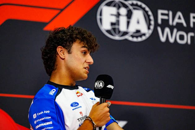 1st October 2026; Sepang IC, Kuala Lumpur, Malaysia; Formula 1, Bahrain Grand Prix, Arrival Day; Arvid Lindblad (41) of Great Britain and Visa Cash App Racing Bulls Formula One Team during the press conference, PK, Pressekonferenz at the Bahrain Grand Prix StephenxBlackberry