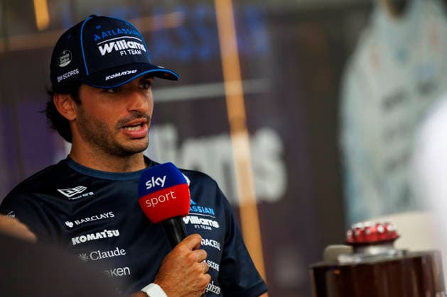 1st October 2026; Sepang IC, Kuala Lumpur, Malaysia; Formula 1, Bahrain Grand Prix, Arrival Day; Carlos Sainz Jr (55) of Spain and Atlassian Williams F1 Team at the Bahrain Grand Prix StephenxBlackberry