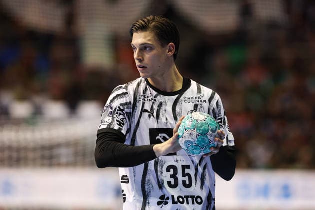 Domen Makuc, THW Kiel, 35th Handball Bundesliga Season 2026–2027: SC Magdeburg vs. THW Kiel at the GETEC Arena in Magdeburg; single frame, action, handball, Germany, September 30, 2026