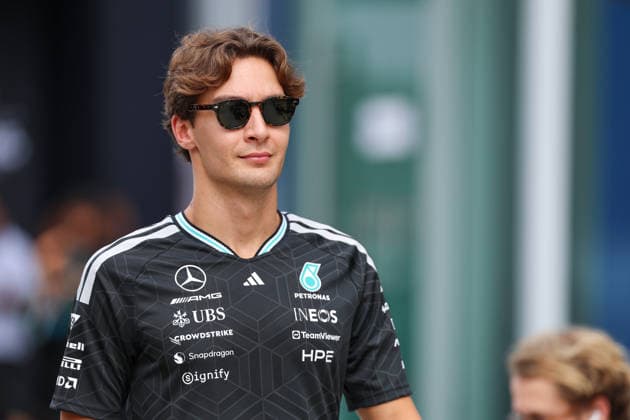 KUALA LUMPUR, MALAYSIA - OCTOBER 01: George Russell of Great Britain and Mercedes-AMG PETRONAS F1 Team in the Paddock during previews ahead of the FIA Formula 1 Grand Prix of Bahrain in Malaysia at the Sepang Circuit on October 01, 2026 in Kuala Lumpur, Malaysia. (Photo by Qian Jun SPP-Paddocker) Copyright: xQianxJun SPP-Paddockerx Sportspressphoto_SPR243319