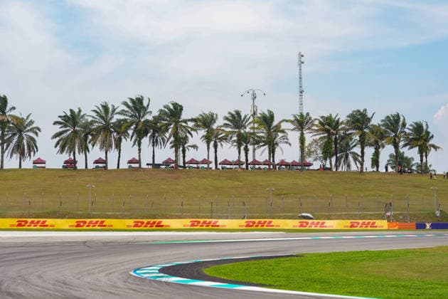 KUALA LUMPUR, MALAYSIA - OCTOBER 01: View of track and sponsors boards during previews ahead of the FIA Formula 1 Grand Prix of Bahrain in Malaysia at the Sepang Circuit on October 01, 2026 in Kuala Lumpur, Malaysia. (Photo by Qian Jun SPP-Paddocker) Copyright: xQianxJun SPP-Paddockerx Sportspressphoto_SPR243355