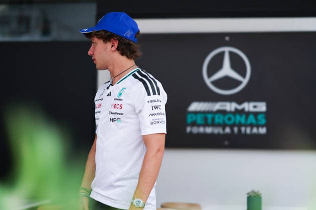KUALA LUMPUR, MALAYSIA - OCTOBER 01: Andrea Kimi Antonelli of Italy and Mercedes-AMG PETRONAS F1 Team in the Paddock during previews ahead of the FIA Formula 1 Grand Prix of Bahrain in Malaysia at the Sepang Circuit on October 01, 2026 in Kuala Lumpur, Malaysia. (Photo by Qian Jun SPP-Paddocker) Copyright: xQianxJun SPP-Paddockerx Sportspressphoto_SPR243367