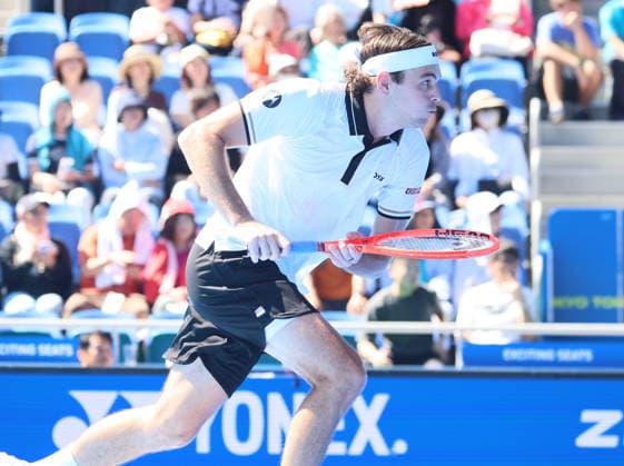 October 1, 2026, Tokyo, Japan - Taylor Fritz of the United States dashes to return the ball against Jaumu Munar of Spain during the first round match of the Japan Open tennis championship at the Ariake Colosseum in Tokyo on Thursday, October 1, 2026. photo by Yoshio Tsunoda AFLO aflo_352328805 imagoxisxentitledxtoxissuexaxsimplexusagexlicensexatxthextimexofxprovision.xPersonalityxan 0868317639st IMAGO YoshioxTsunodax