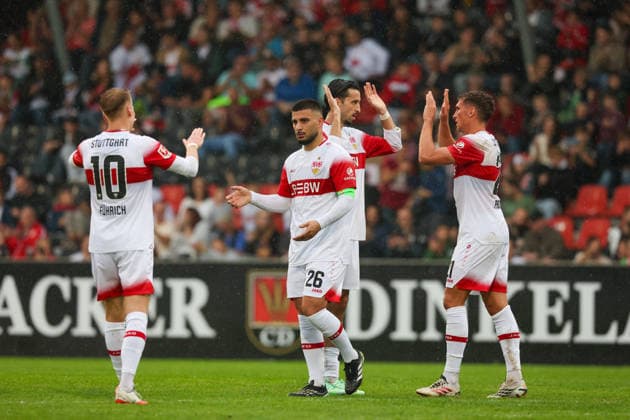 Celebrations after Deniz Undav s 3-0 goal for VfB Stuttgart, 26 GER, VfB Stuttgart vs. SpVgg Greuther Fürth, Soccer, Men s Friendly Matches, 2026–2027 Season, October 1, 2026, GER, VfB Stuttgart vs. SpVgg Greuther Fürth, soccer, men’s friendly matches, 2026–2027 season, October 1, 2026, Aspach Copyright: xEibner-Pressefoto SoerenxHerwegx EP_SHG
