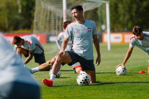 01.10.2026 KEPA, HOTEL BONIFACIO PILKA NOZNA (FOOTBALL) LIGA NARODOW UEFA 2026 - DYWIZJA B OFICJALNA KONFERENCJA I TRENING REPREZENTACJI POLSKI NZ ROBERT LEWANDOWSKI FOTO LUKASZ GROCHALA CYFRASPORT NEWSPIX.PL --- newspix.pl Polish football national team, Nationalteam training and press conference, PK, Pressekonferenz in Kepa near Sochocin POLAND OUT! 