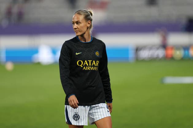 FK Austria Wien v FC Internazionale Milano - UEFA Women s Champions League 26 27 MD2 Olivia Schough of FC Internazionale Milano warms up before the UEFA Women s Champions League Matchday 2 match between FK Austria Wien and FC Internazionale Milano at Franz-Horr-Stadion on October 1, 2026 in Vienna, Austria. Vienna Franz-Horr-Stadion Austria Copyright: xYigitxOerme PSxImagesxYigitxOerme PSxImagesx
