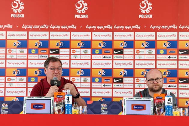 Kepa kolo Sochocina 01.10.2026 Konferencja prasowa reprezentacji Polski - - - Polish football national team, Nationalteam press conference, PK, Pressekonferenz in Kepa near Sochocin trener reprezentacji Polski Jan Urban Emil Kopanski Fot. Marcin Solarz FotoPyk NEWSPIX.PL --- newspix.pl POLAND OUT!