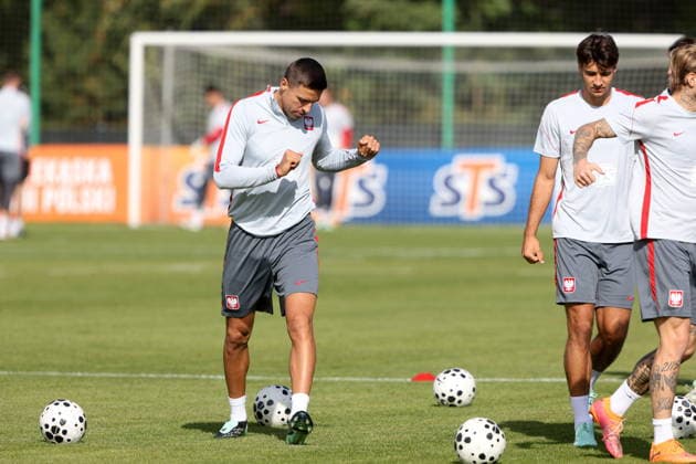 Kepa kolo Sochocina 01.10.2026 Trening reprezentacji Polski - - - Polish football national team, Nationalteam training session in Kepa near Sochocin Jan Bednarek Fot. Marcin Solarz FotoPyk NEWSPIX.PL --- newspix.pl POLAND OUT!