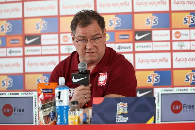 Kepa kolo Sochocina 01.10.2026 Konferencja prasowa reprezentacji Polski - - - Polish football national team, Nationalteam press conference, PK, Pressekonferenz in Kepa near Sochocin trener reprezentacji Polski Jan Urban Fot. Marcin Solarz FotoPyk NEWSPIX.PL --- newspix.pl POLAND OUT! 