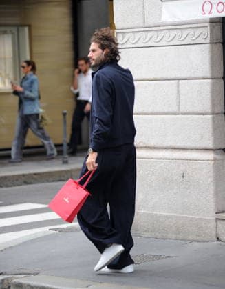 RECORD DATE NOT STATED IPA89184312 - Milan—photo by Mimmo Carriero—Olympic champion Gianmarco Tamberi arrives in the city center and enters the prestigious Omega boutique to buy an extremely expensive watch  Copyright: xx xx 0868338399st