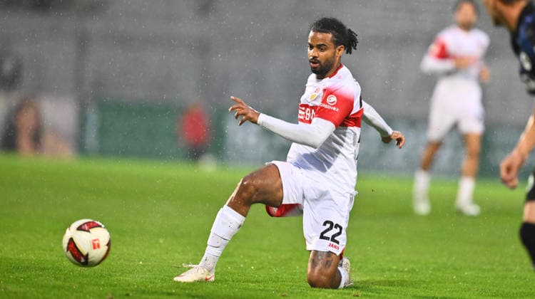 October 1, 2026 Soccer Season 2026–2027 Exhibition Match Friendly Match Preseason Match VfB Stuttgart vs. SpVgg Greuther Fürth Kleeblatt Sports Photo by Zink xwoxzix; regulations prohibit any use of photographs as image sequences and or quasi-video; for editorial use only. Lorenz Assignon 22, VfB Stuttgart