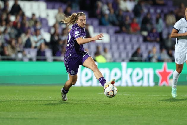 FK Austria Wien v FC Internazionale Milano - UEFA Women s Champions League 26 27 MD2 Modesta Uka of FK Austria Wien in action during the UEFA Women s Champions League Matchday 2 match between FK Austria Wien and FC Internazionale Milano at Franz-Horr-Stadion on October 1, 2026 in Vienna, Austria. Vienna Franz-Horr-Stadion Austria Copyright: xYigitxOerme PSxImagesxYigitxOerme PSxImagesx
