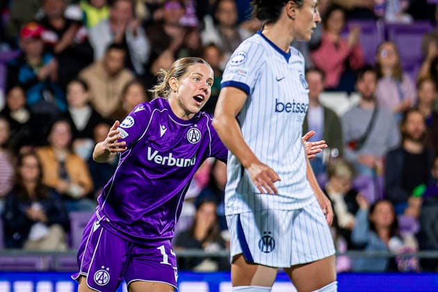 SOCCER - WCL, A.Wien vs Inter VIENNA,AUSTRIA,01.OCT.26 - SOCCER - UEFA Women s Champions League, FK Austria Wien vs FC Internationale Milano. Image shows the disappointment of Patricia Pfanner (A.Wien).  GEPAxpictures xKevinxHackner