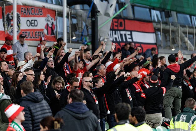 SOCCER - NL, IRL vs AUT DUBLIN,IRELAND,01.OCT.26 - SOCCER - UEFA Nations League, OEFB international match, Länderspiel, Nationalmannschaft Ireland vs Austria. Image shows fans of AUT.  GEPAxpictures xArminxRauthner