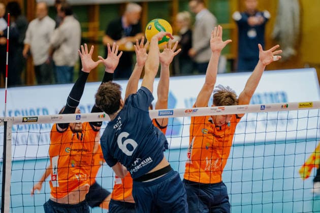 VOLLEYBALL - Coppa Pallavolo Senza Confini HARTBERG,AUSTRIA,01.OCT.26 - VOLLEYBALL - Coppa Pallavolo Senza Confini, VfB Friedrichshafen vs ACH Volley Ljubljana. Image shows German Gomez (Friedrichshafen). GEPAxpictures xRomanxKoenigshofer