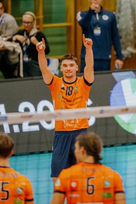 VOLLEYBALL - Coppa Pallavolo Senza Confini HARTBERG,AUSTRIA,01.OCT.26 - VOLLEYBALL - Coppa Pallavolo Senza Confini, VfB Friedrichshafen vs ACH Volley Ljubljana. Image shows the rejoicing of Rok Bracko (Ljubljana). GEPAxpictures xRomanxKoenigshofer