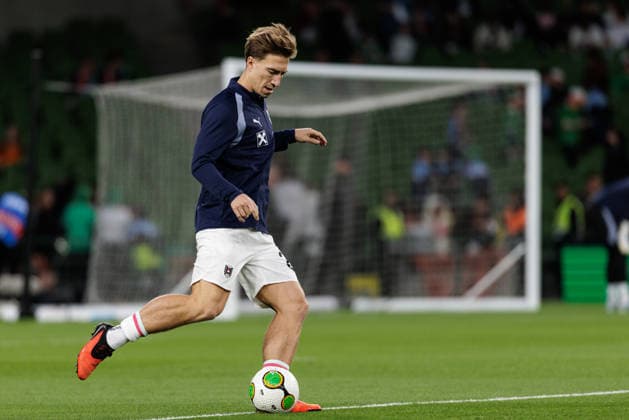 SOCCER - NL, IRL vs AUT DUBLIN,IRELAND,01.OCT.26 - SOCCER - UEFA Nations League, OEFB international match, Länderspiel, Nationalmannschaft Ireland vs Austria. Image shows David Affengruber (AUT) during warm-up.  GEPAxpictures xArminxRauthner