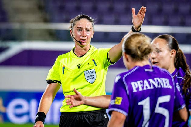 SOCCER - WCL, A.Wien vs Inter VIENNA,AUSTRIA,01.OCT.26 - SOCCER - UEFA Women s Champions League, FK Austria Wien vs FC Internationale Milano. Image shows referee Franziska Wildfeuer (GER).  GEPAxpictures xKevinxHackner