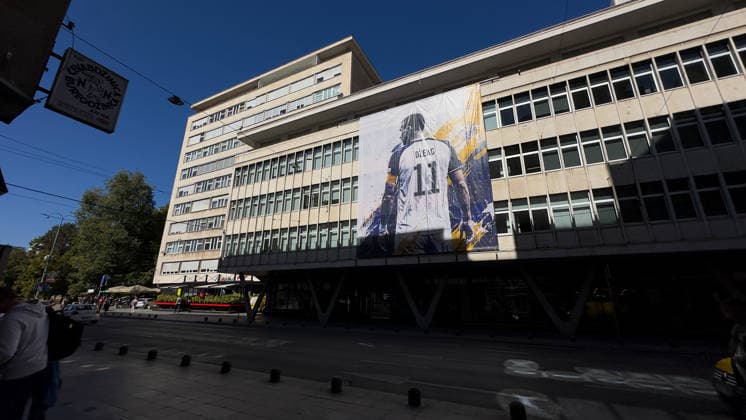 Bosnian football player Edin Dzeko retire from national team, Nationalteam SARAJEVO, BOSNIA AND HERZEGOVINA - OCTOBER 1: A view of massive banners of Bosnian football player Edin Dzeko wearing his number 11 Bosnia and Herzegovina jersey on Marshal Tito Street after announcing his retirement from national team with tomorrow s match against Sweden, in Sarajevo, Bosnia and Herzegovina on October 01, 2026. Denis Zuberi Anadolu Sarajevo Bosnia and Herzegovina. Editorial use only. Please get in touch for any other usage.  Copyright: x2026xAnadoluxDenisxZuberix
